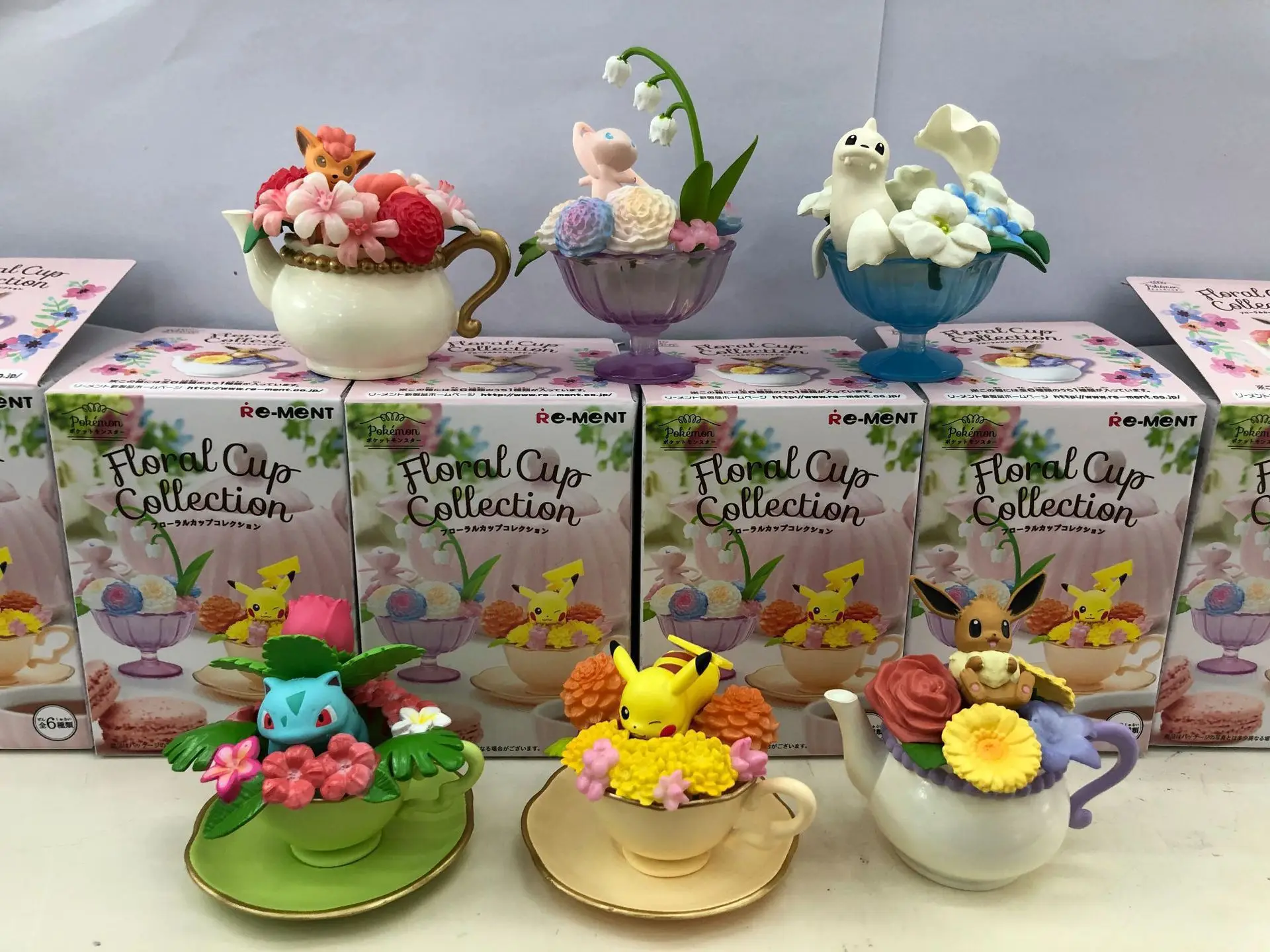 6-Flower in a Teacup Pokemon Pikachu Ibrahimovic Six Tail White Sea Division Wonderful Frog Capsule Toy