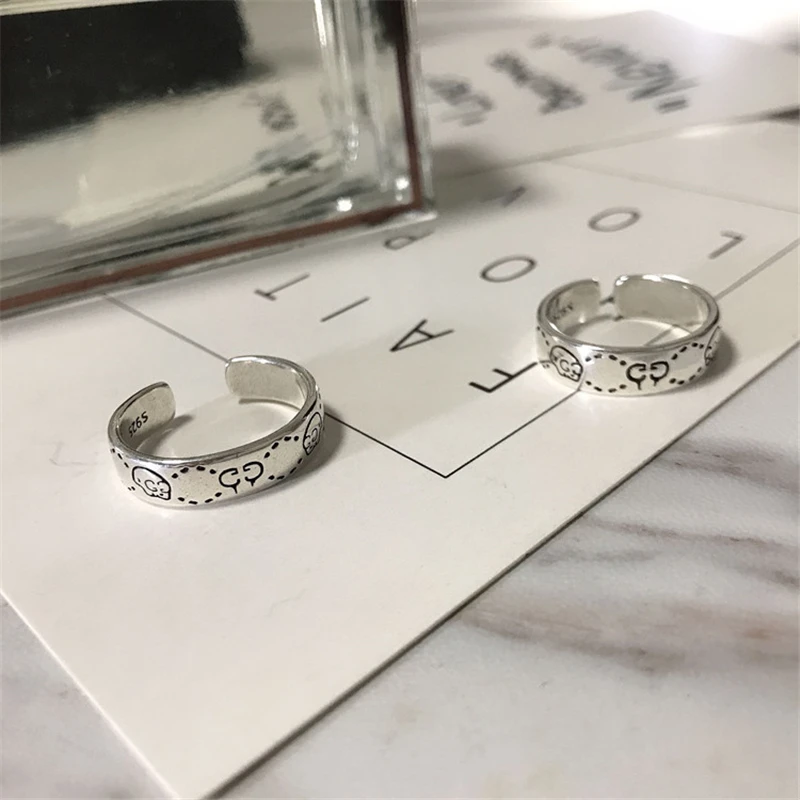 Classic label for men's and women's rings and original charm love ring.