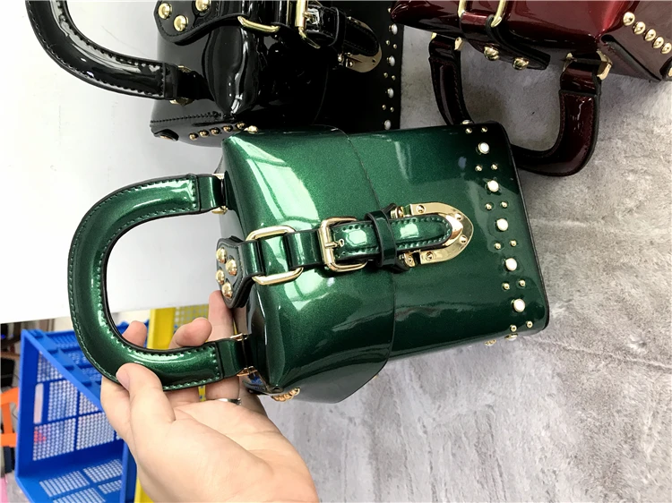 Hdddf941ed793420b99b9c57d7fae4900H