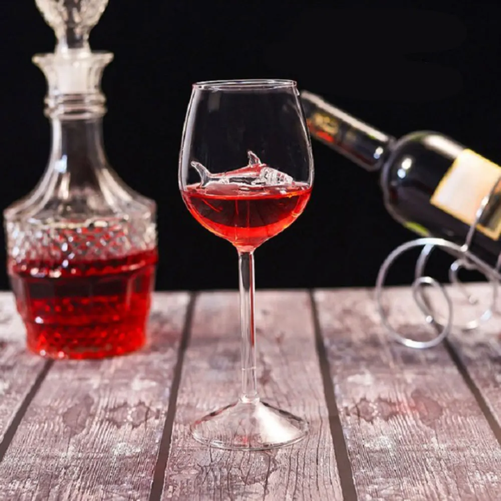 1 шт. бокал для красного вина Европейский стеклянный стакан с акулой на высоком