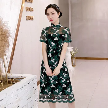 

Elegant Lace Long Qipao Large Size 3XL 4XL Cheongsam Lady Embroidery Flower Evening Party Dress Sexy Perspective Vestidos
