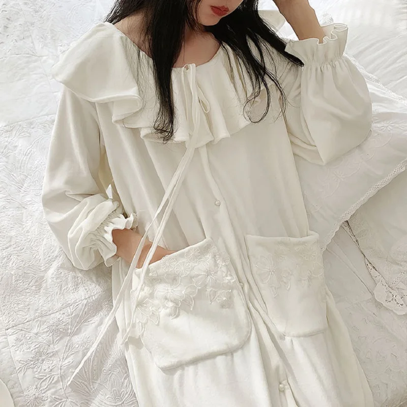 Мягкий теплый женский толстый бархатный халат осень зима винтажная принцесса вышивка большой карман длинный рукав пижамы плюс размер