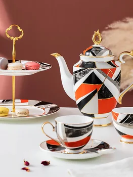 

Maker's mug large capacity European style small luxury suit coffee cup ceramic with spoon British couple cup