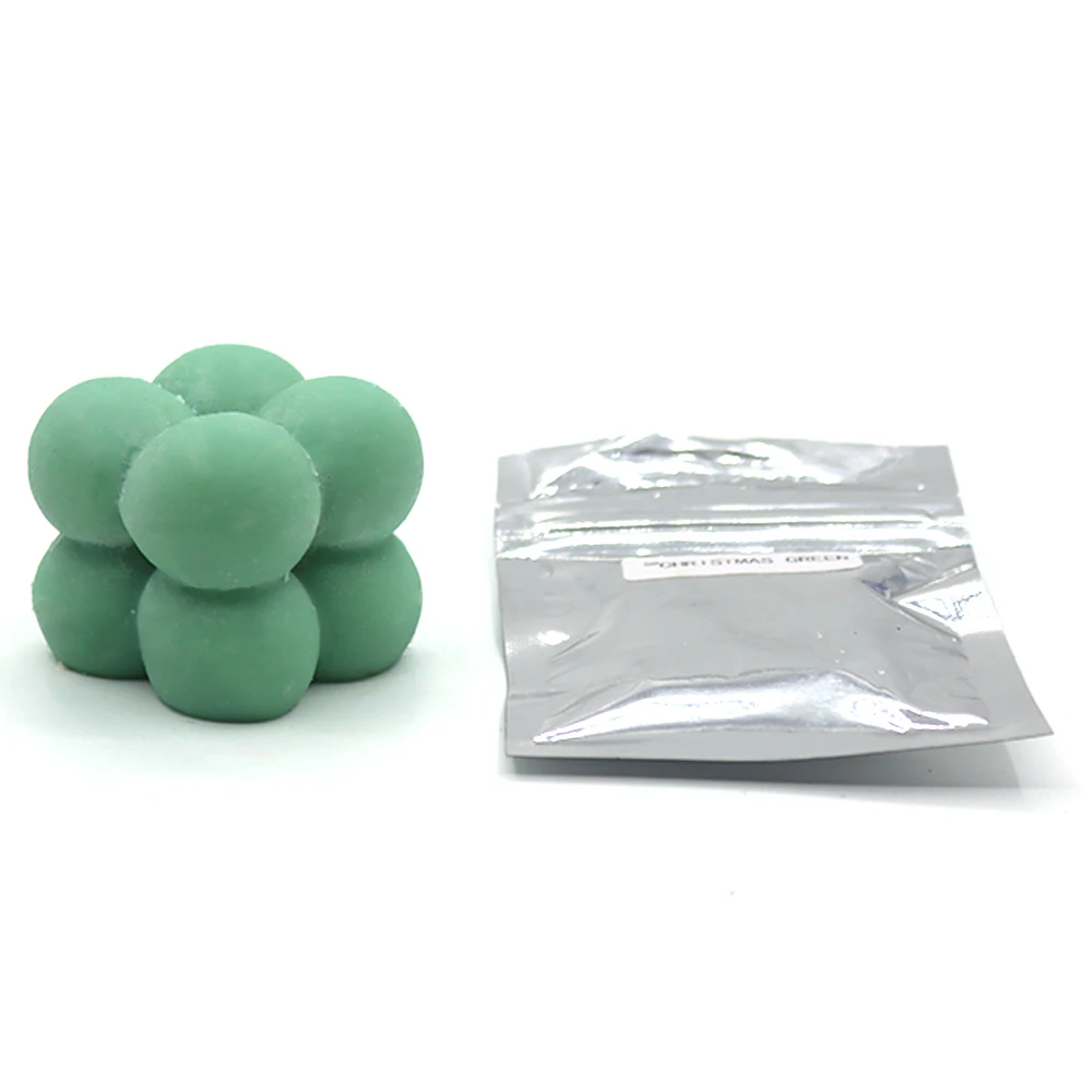 8Christmas green