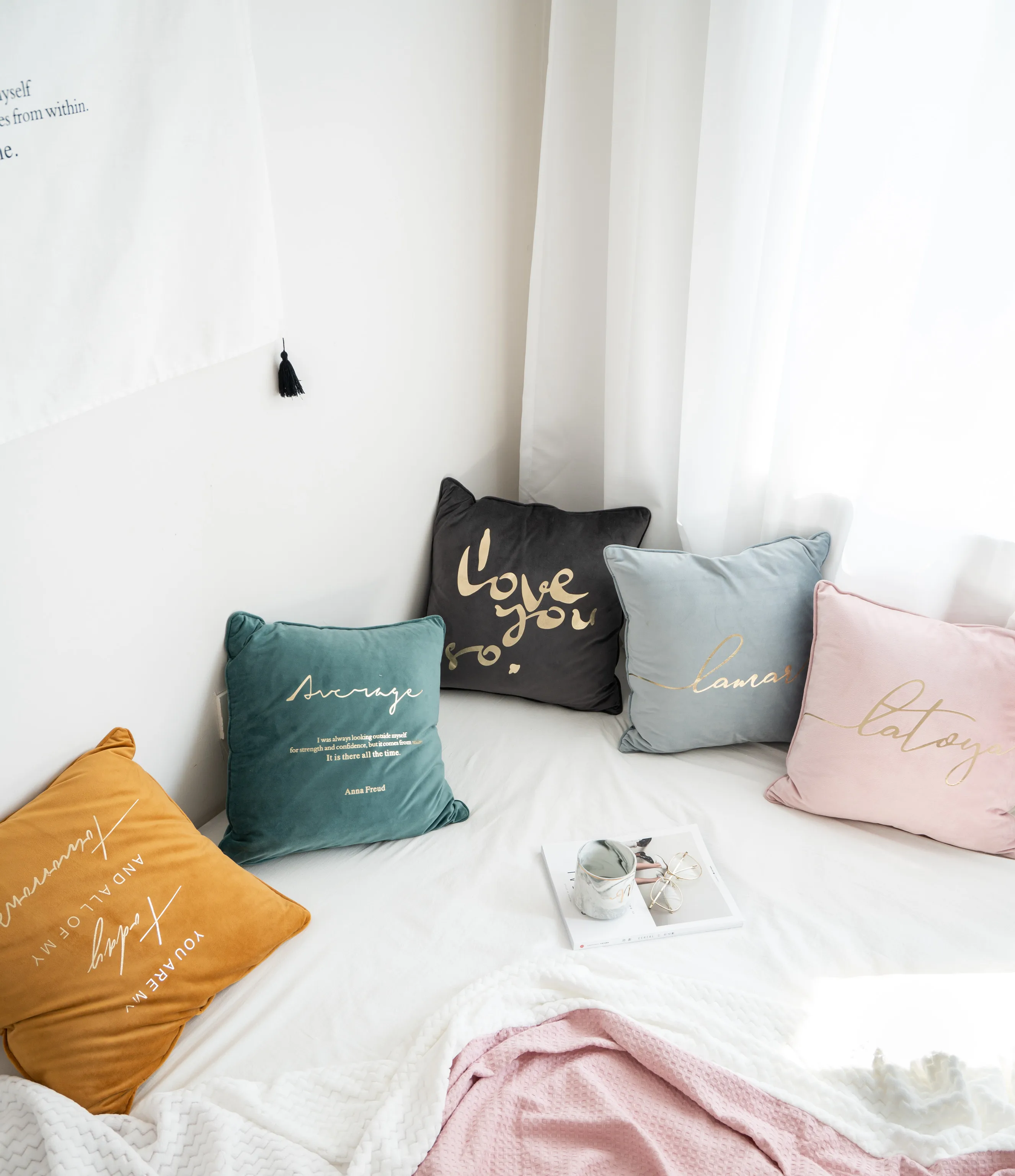 

1Pc Hot Stamping Pillowcase Square Cushion Decorative Soft Throw PillowsCovers for Sofa Bed Home18X18 inch45 x 45cm