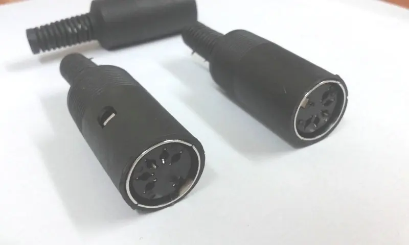 50 шт. 5 PIN DIN кабель гнездовой разъем припоя черный