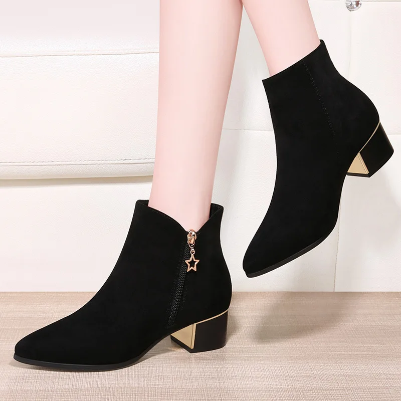 

Early Autumn Handsome Chunky-Heel Martin Boots Women's British-Style 2019 Autumn And Winter New Style V Mouth Small Short Boots