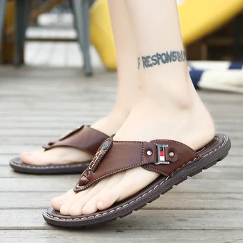 

2020 New Brand Men Slippers Summer Beach Shoes Men Flip Flops High Quality Casual Sandals Microfiber Leather Slip On Breathable