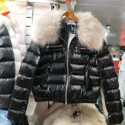 Черный Короткое зимнее пальто для женщин зимнее Новое приталенное пальто с большим воротником из искусственного меха с яркой лицевой подкладкой женское Стеганое пальто парка - Цвет: Черный