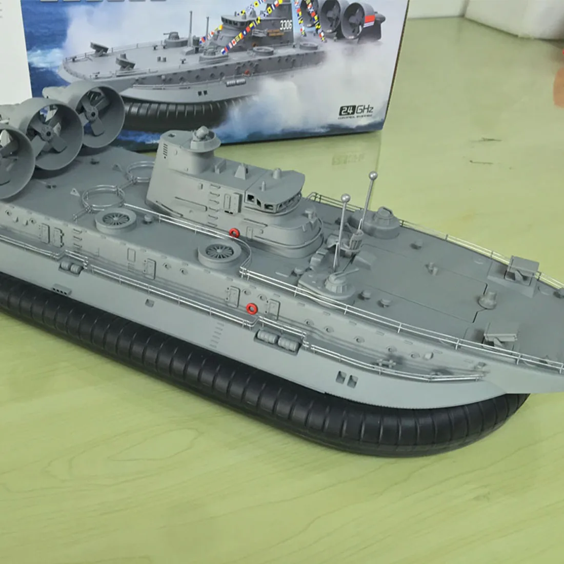 HG C201 1:110 2.4G RC Boat Ship Model Landing Water Air Cushion Landing Craft Remote Control Toys For Boys - EU / US Plug