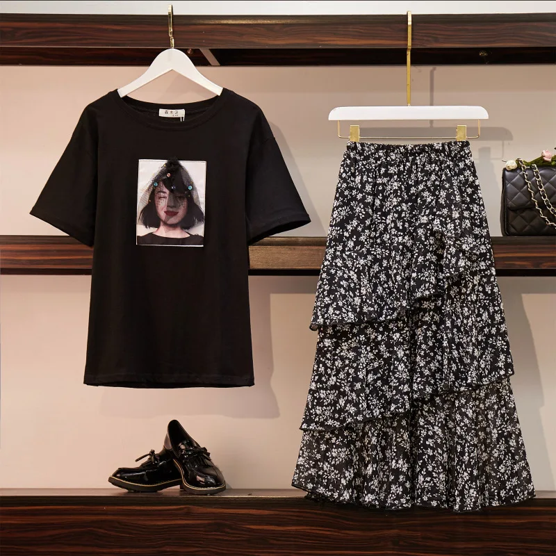 

Large Size Dress Fat Mm Summer Wear Stereo Printed T-shirt + Elastic Waist Flounced Floral-Print Skirt Online Celebrity Two-Piec