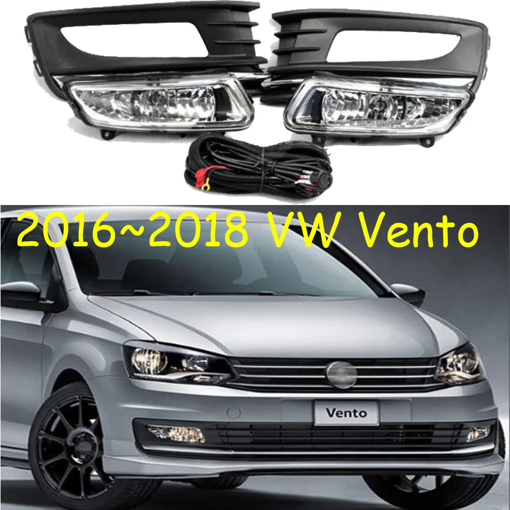 

car bumper headlight for VENTO fog light 2016~2018y halogen bulb 4300K Wire of hanress Headlamp for VENTO fog lamp