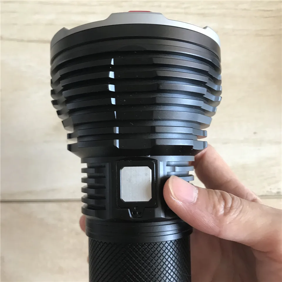 Imalent RT70 5500lm Magnetic LED Rechargeable Flashlight 903m 18650 Jungle Search Light IP68 Portable Flashlight (5)