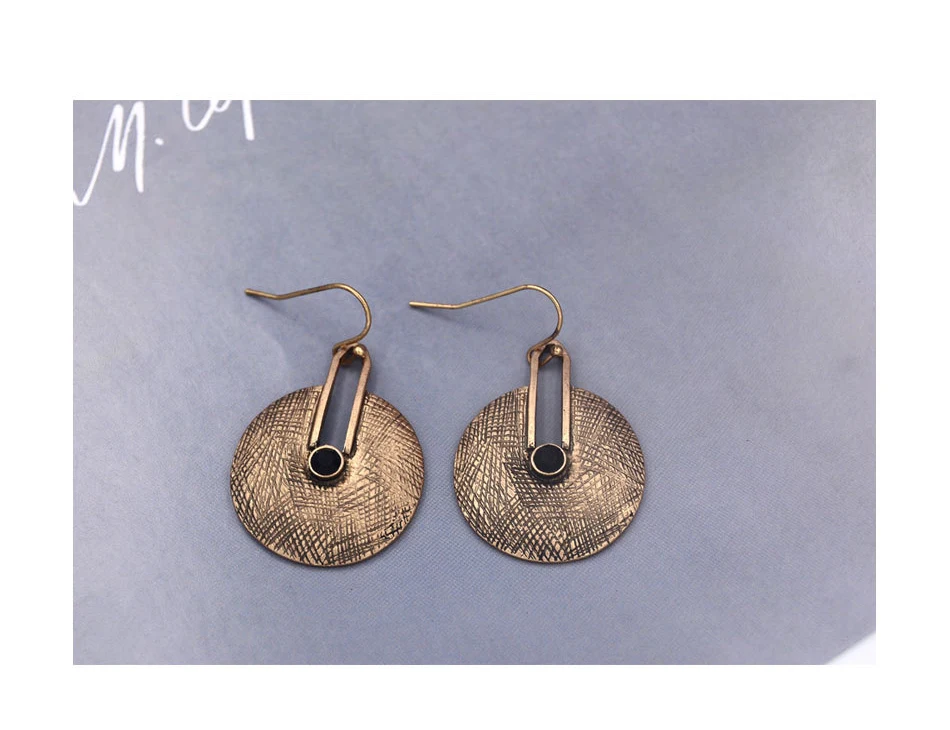 12391726048_141372712