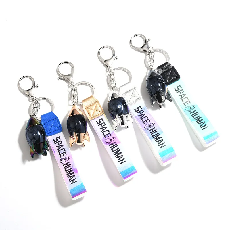 

Astronaut Rocket Head Keychains Creative Shape Acrylic Material Key Chain Student Personality Backpack Pendant Jewelry Key Ring