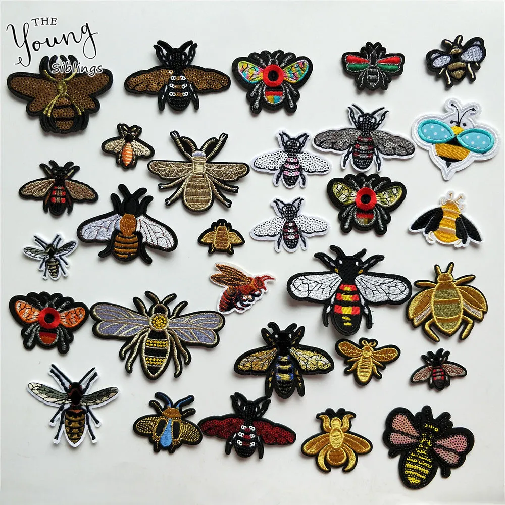 1.5 Inch Glue-On /& Iron-On Patch w Bumblebee Honey Bee Buzzing Flying Insect Bug Emblem Style 1 of Sew-On Custom Made Yellow, Black