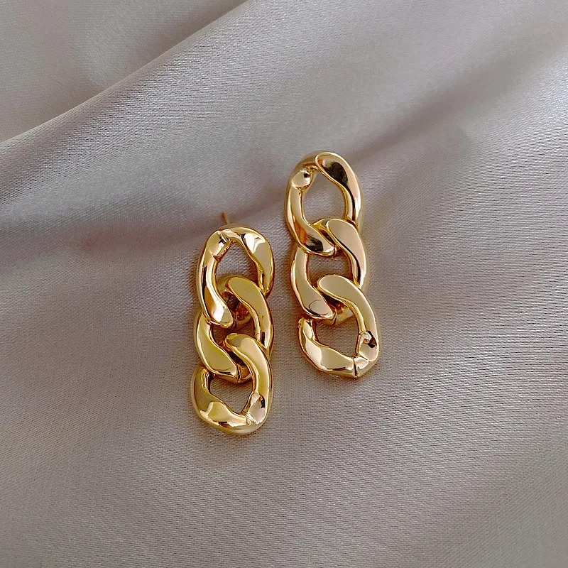 Simple Chain Earrings – Vedern