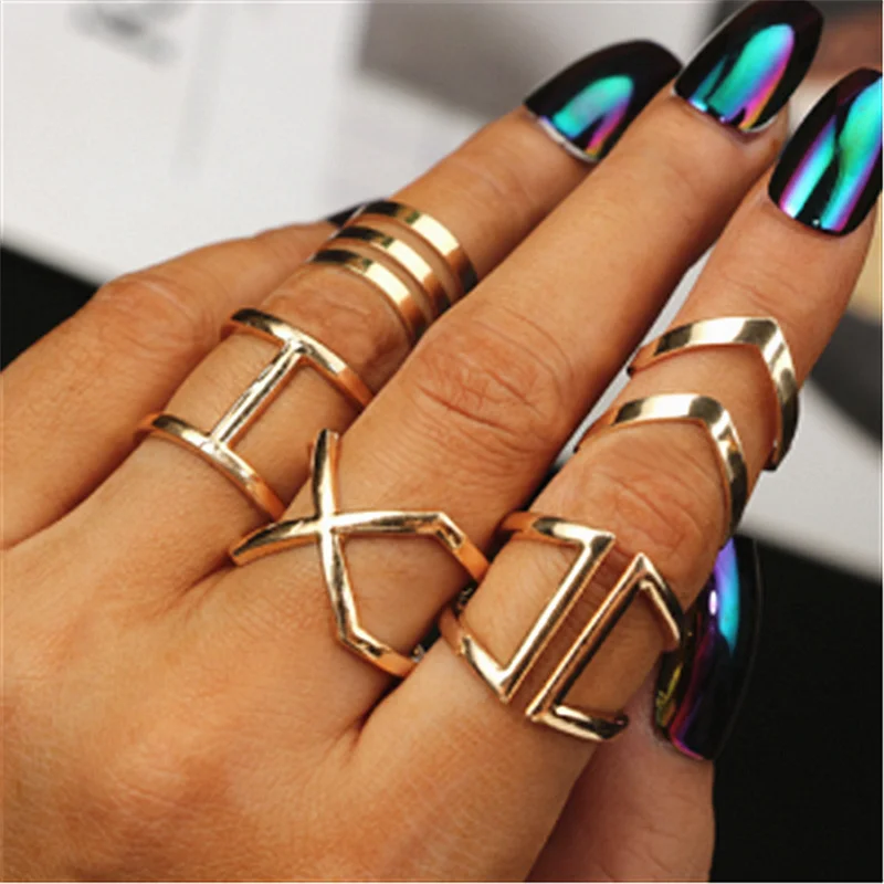 

5 Pcs/Set Classic Gold Colour V Shape Rings Geometrical Irregular Ring Set Lady Charm Costume Jewelry Accessories Midi Rings
