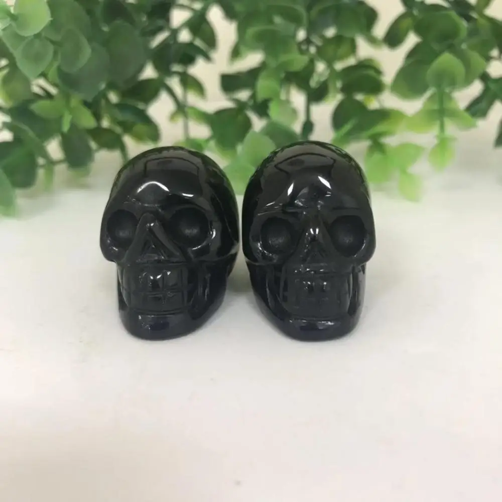 

1.5 inches High Quality Natural Black Obsidian Skull Shape Hand Carved Crystal Palm Stones For Present Or Collection ZJJ