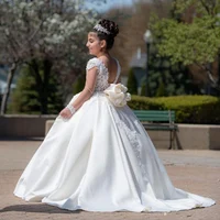 Vestidos brancos elegantes da menina da flor para o laço do casamento 3/4 mangas compridas oco voltar primeiro comunhão vestidos para 2-14 anos