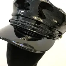 Плоская шляпа Военная Кепка Европейская Минималистичная универсальная яркая кожа Pu Топ крутая уличная защелка Регулируемая конная черная блестящая