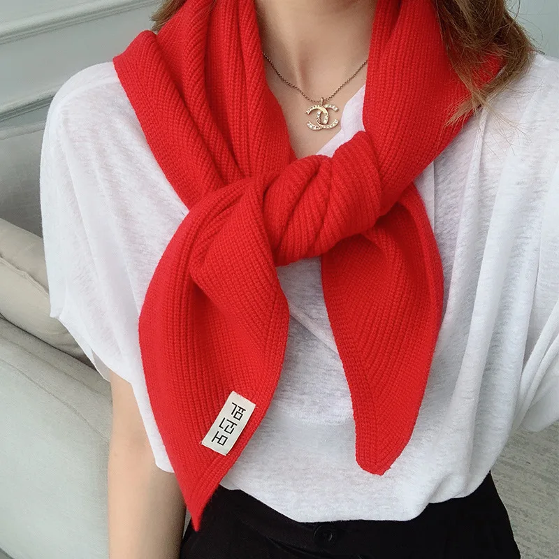 

2019 Autumn Winter New Women Solid Color Cotton Linen Triangular Shawls Fashion Girls Warmer Knitted Scarf Elegant Wrap Pashmina