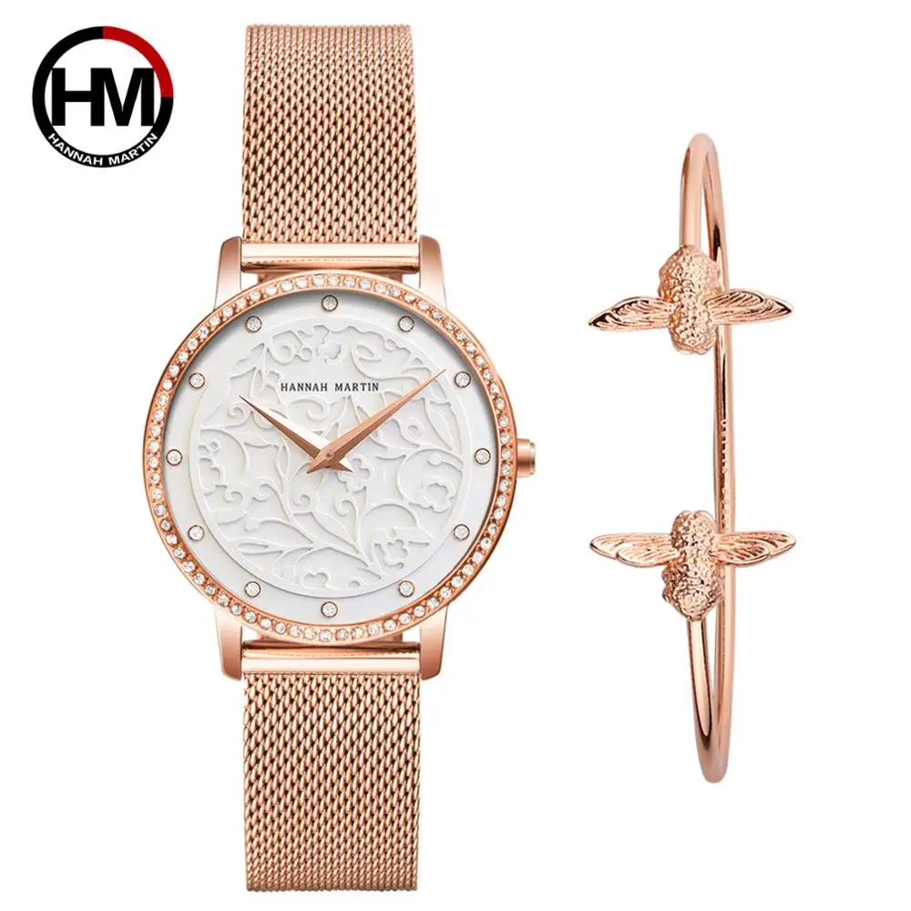 Koop Franch Ontwerp Japan Quartz Waterdicht Sculptuur Emboss Witte Bloem EEN Set Fijne Armband Lady Fashion Casual Horloges Voor Vrouwen