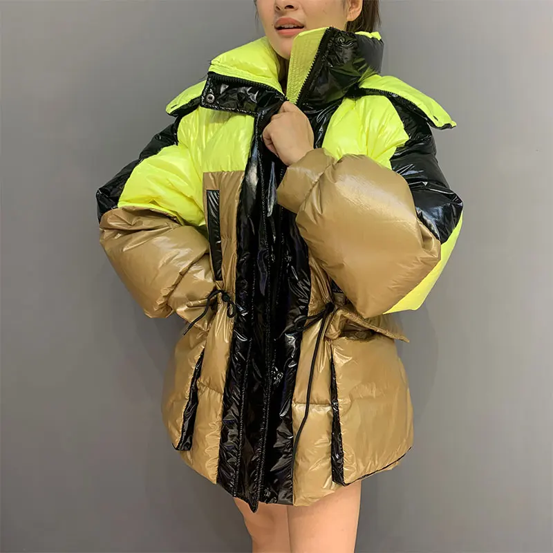 

2020 New Winter Down Coat Contrast color Glossy Fashion Short White Duck Down Jacket Women Thick Outerwear Warm Hooded Parka D05
