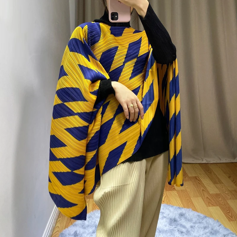 Deep V sling bifurcated dress noble temperament