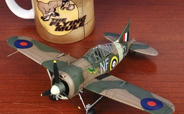 Мастера хобби сковорода F2A буйвола RNZAF № 448 Sqn Noel Sharp Сингапур 1941 1/48 литья под