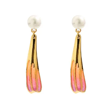 

Vintage Simulated Pearl Women Drop Dangle Earrings Funny Enamel Petal Gold Plated Piercing Earings Fashion Jewelry 2020 EH058