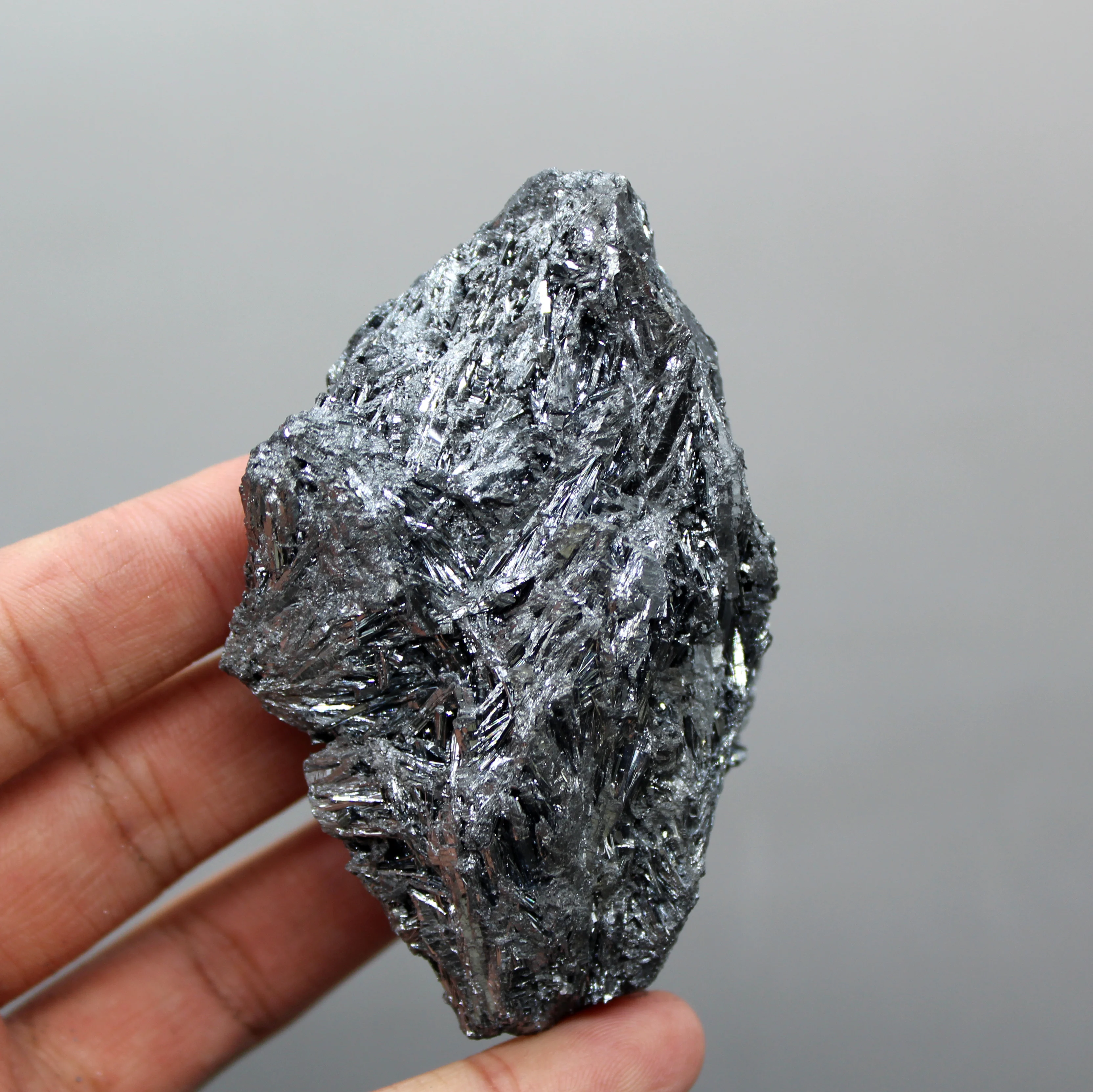 183g Natural rare Stibnite mineral specimen stones and crystals healing quartz gemstones from China free shipping | Дом и сад