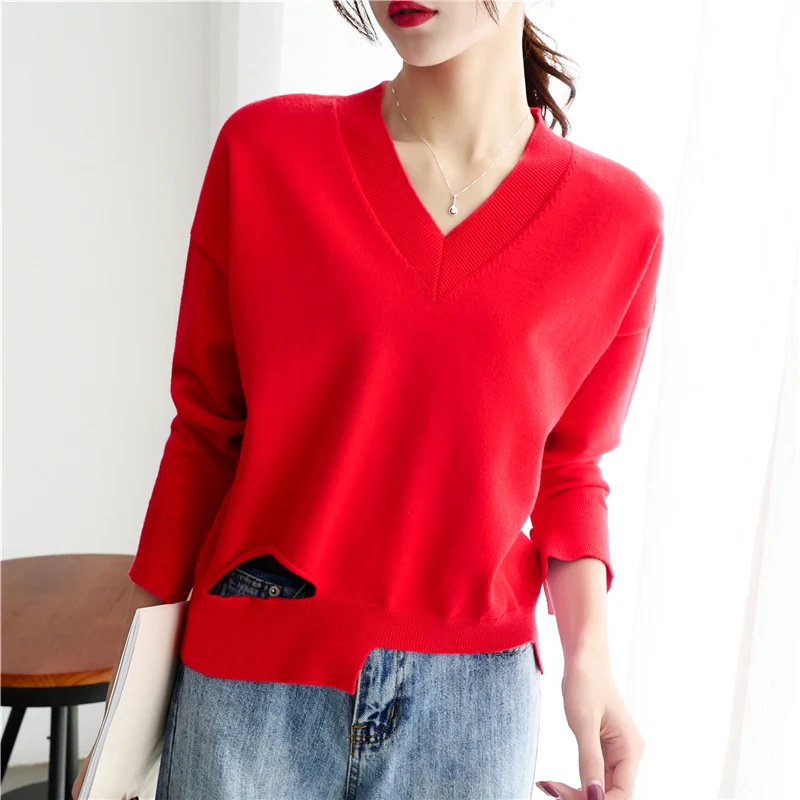 

21083 (room 2, row 3, No. 5 middle) real shot solid color V-neck perforated irregular Pullover [1338] 34