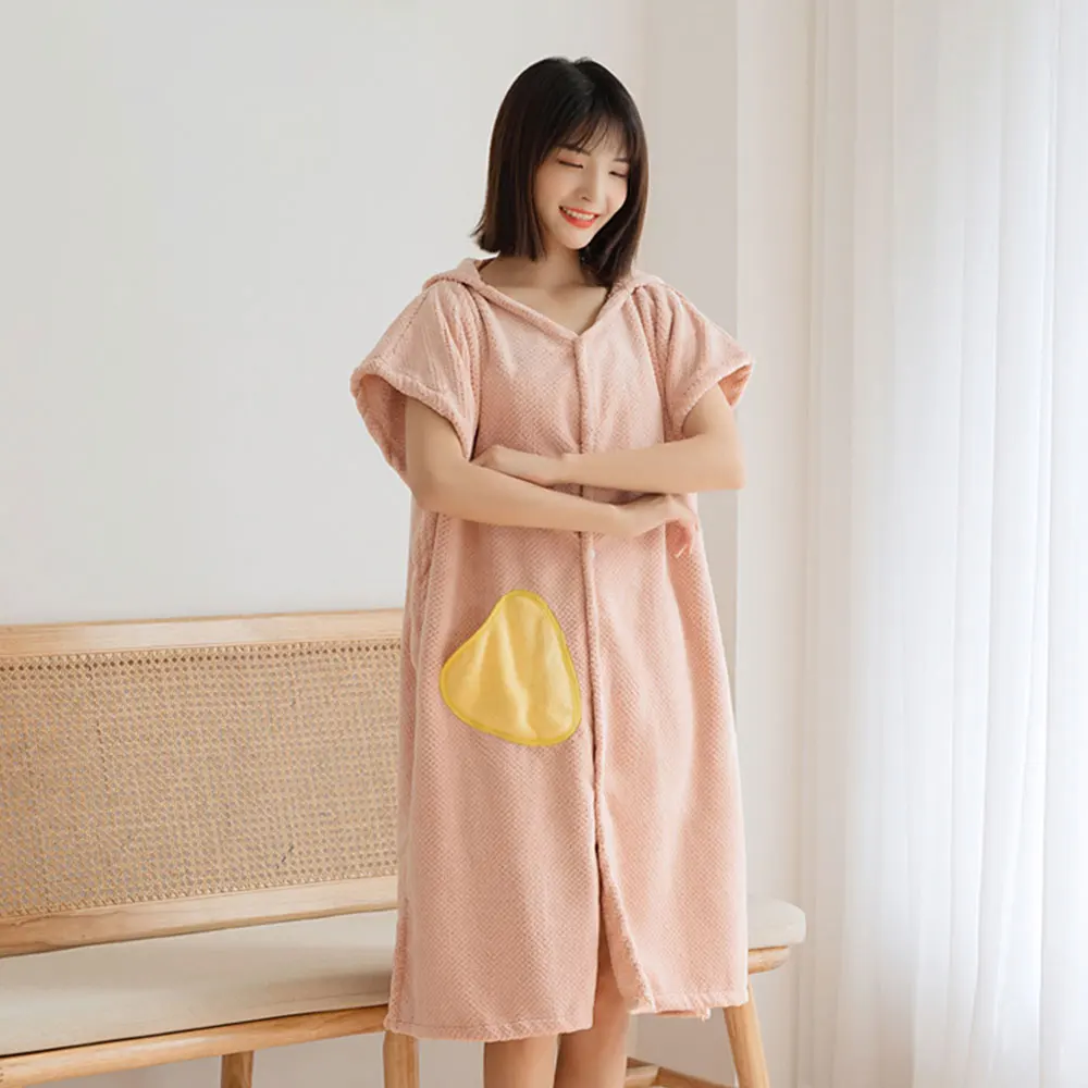 Cute Wearable Microfiber Bathrobe Woman Shower Female Soft Bath Towel for Adults for Home Bath and Sauna Towels Bathroom