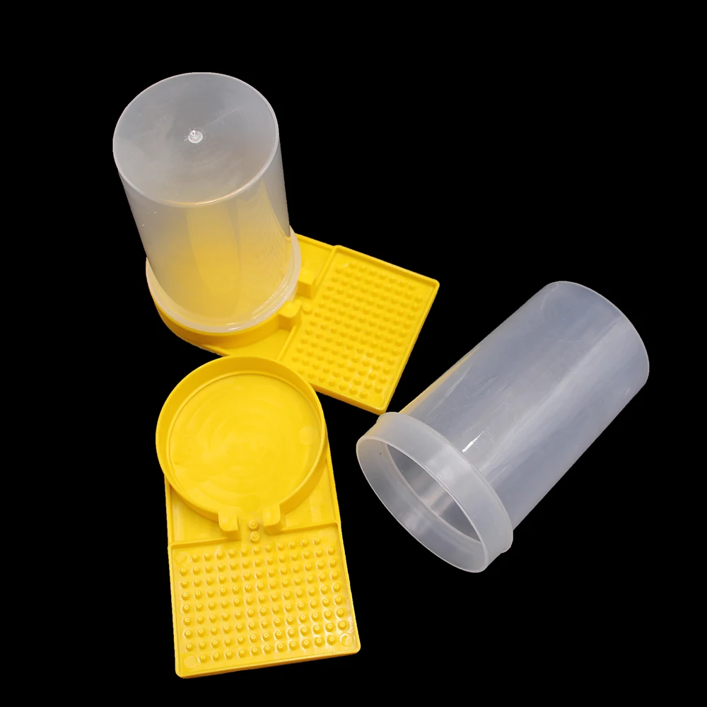 3 Pcs Plastic Bee Water Feeder Drinking Fountain Equipment Beekeeping Cup Tool 