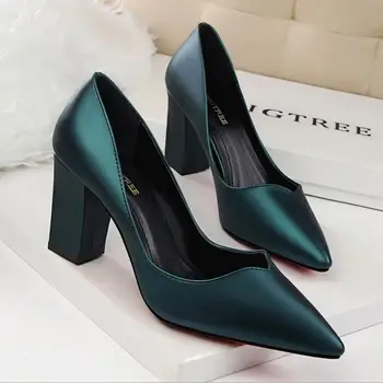 

Dinner lady's fashion temperament comfortable thick heels high heels shallow pointed shoes hollow single shoes