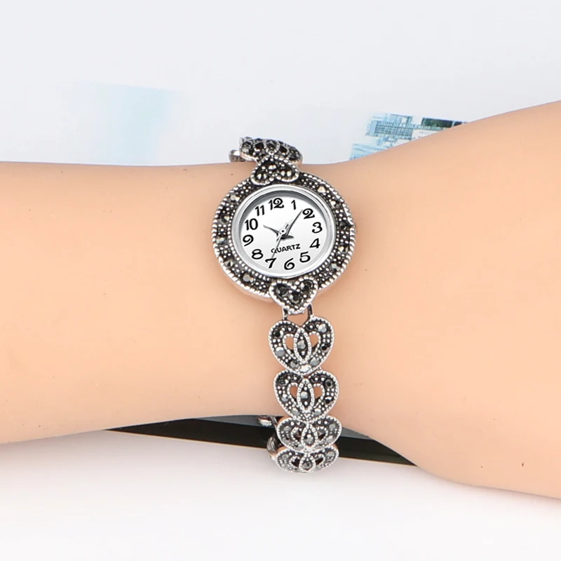 Новинка, Роскошные Кварцевые часы, женские модные античные серебряные женские часы, яркие черные Кристальные часы с винтажным браслетом