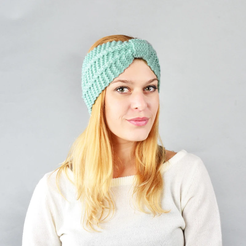 

LOOZYKIT Women Winter Hats Wool Solid Ear Protect Cap Fashion Winter Knitted Hat Female Skullies Beanies Hair Accessories