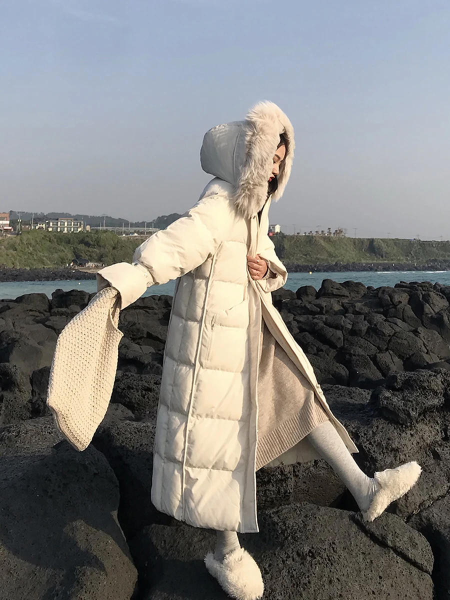 Женские пальто зима новая хлопковая Свободная куртка Корейская белая женская длинная куртка выше колена Одежда с хлопковой подкладкой A534