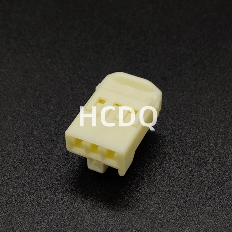 The original 90980-10908 3PIN automobile connector plug shell and connector are supplied from stock