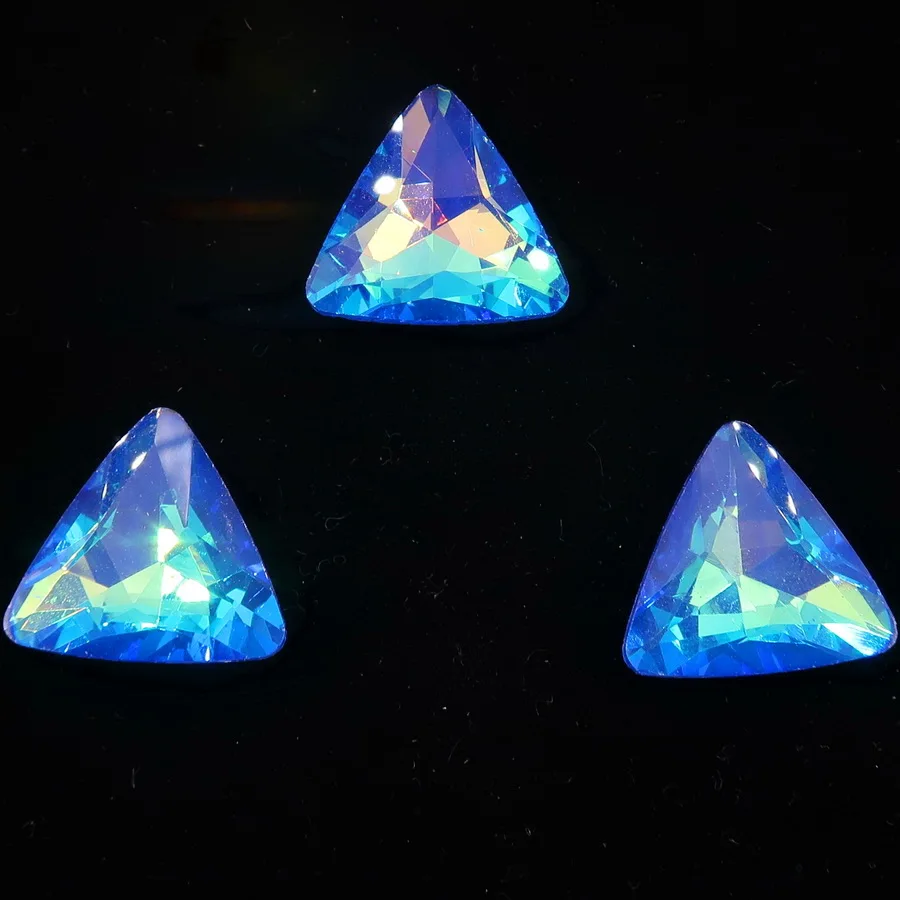 A28 Sapphire AB Необычные стеклянные Хрустальные 18 мм желе конфеты AB& радужные цвета треугольной формы клей на Стразы бусины аппликация Рукоделие отделка - Цвет: A28 Sapphire AB