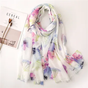 

Romantic hijab scarf women winter scarf female autumn Spain style long floral print scarf pashmina shawl wraps