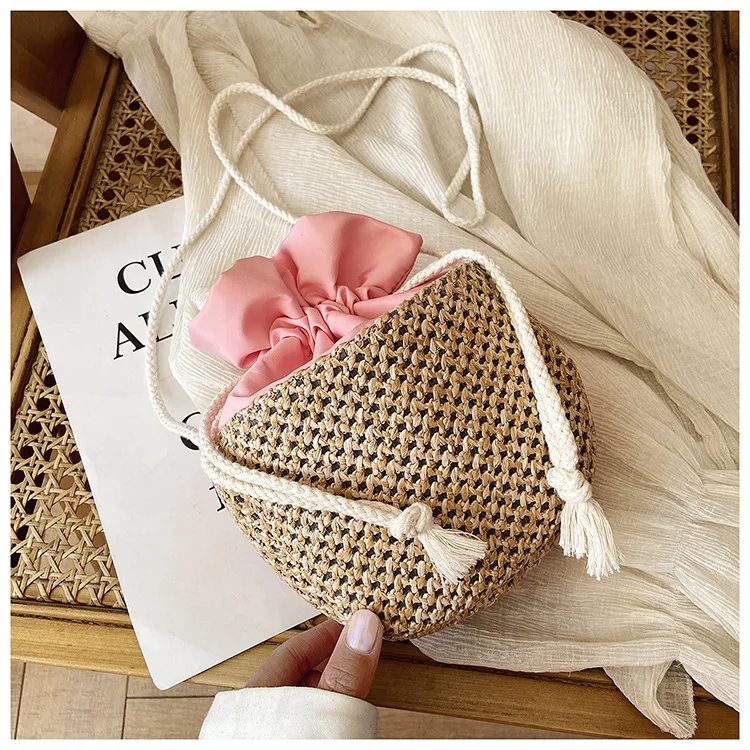 Petit sac bandoulière en osier