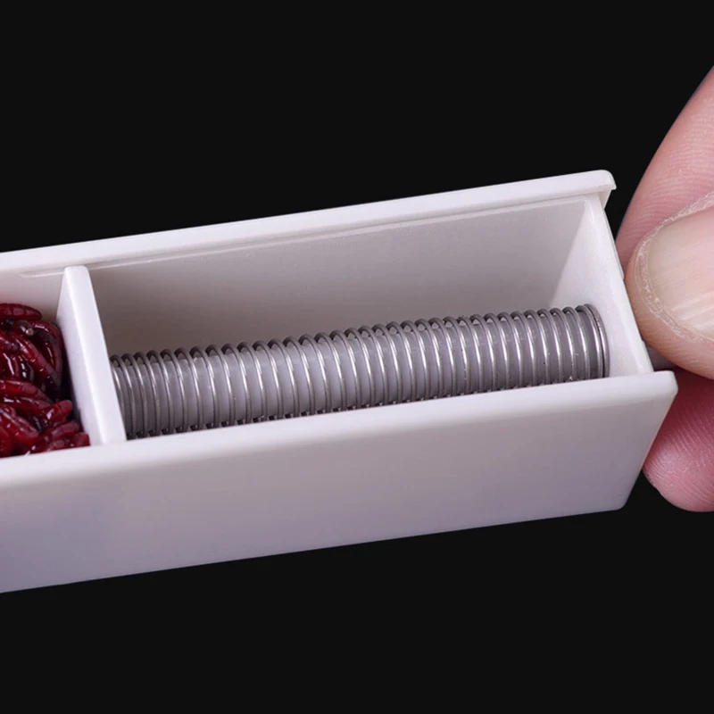 Fishing Red Worm Clip Gear Hanging Box on Bait Live Accessories | Спорт и развлечения