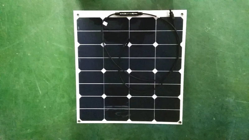 

Gold supplier 50W flexible portable foldable sunpower mini solar panel