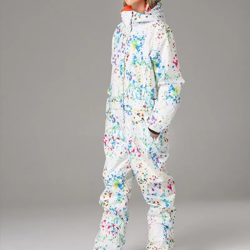 conew_12355245546_2145864273_conew1