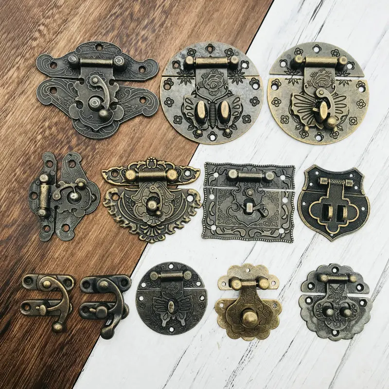 

1x Antique Brass Wooden Case hasp Vintage Style Decorative Jewelry Gift Box Suitcase Hasp Latch Hook Furniture Buckle Clasp Lock