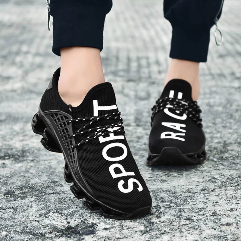Мужская износостойкая Нескользящая Вулканизированная обувь, черные новые дышащие повседневные спортивные мужские кроссовки на плоской подошве