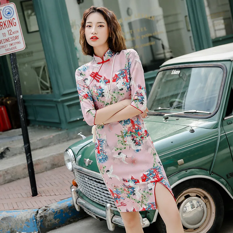 Винтажное платье Qipao с пуговицами для молодых вечернее платье китайское традиционное китайский женский халат со стоячим воротником, с цветочным принтом большого размера 3XL