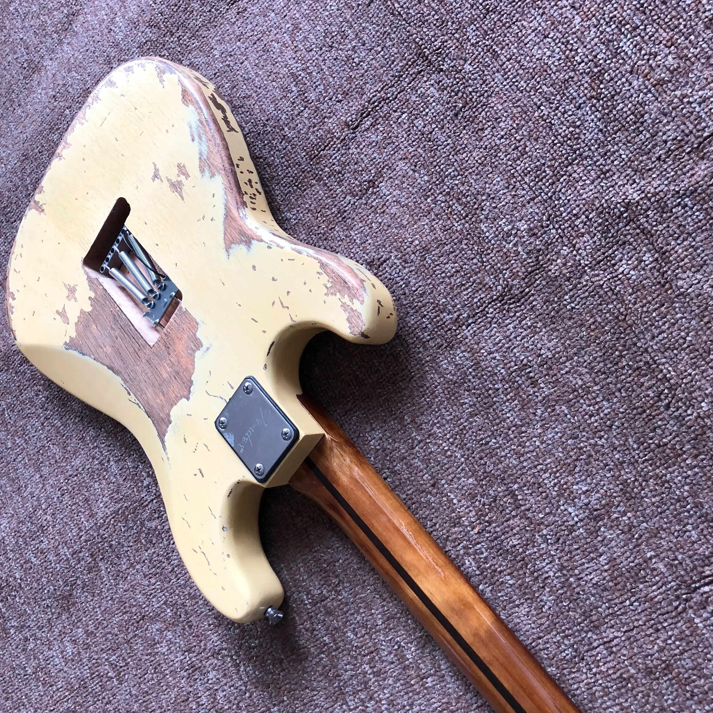 Электрогитара, ручной работы 6 струн клен гриф, высокое качество пикапы gitaar, relics by hands guitar ra